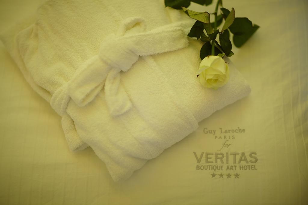 Veritas Boutique Art Hotel Бер Екстериор снимка