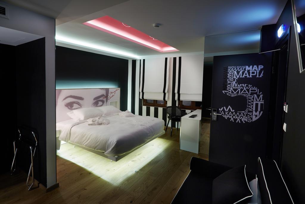 Veritas Boutique Art Hotel Бер Екстериор снимка