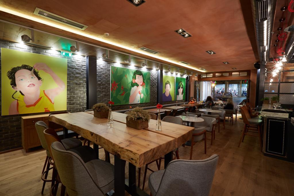 Veritas Boutique Art Hotel Бер Екстериор снимка
