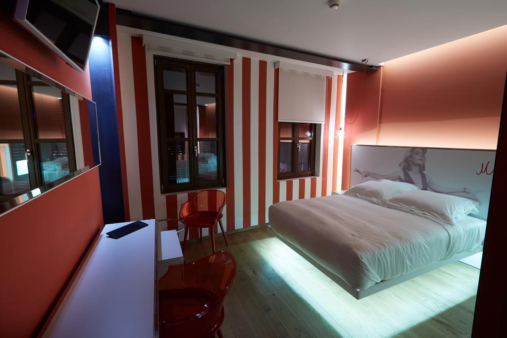 Veritas Boutique Art Hotel Бер Стая снимка